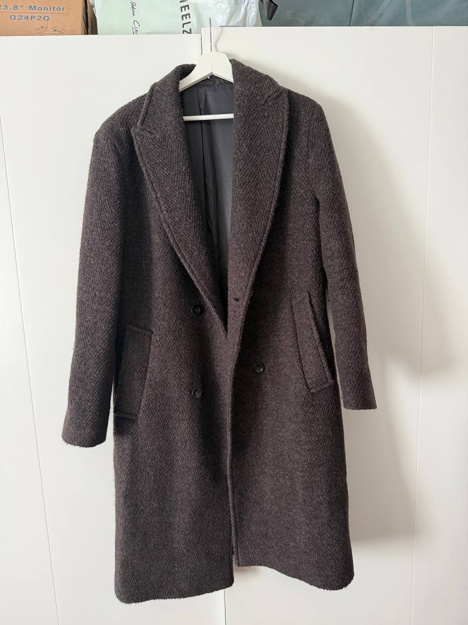 Пальто Zara с шерстью.