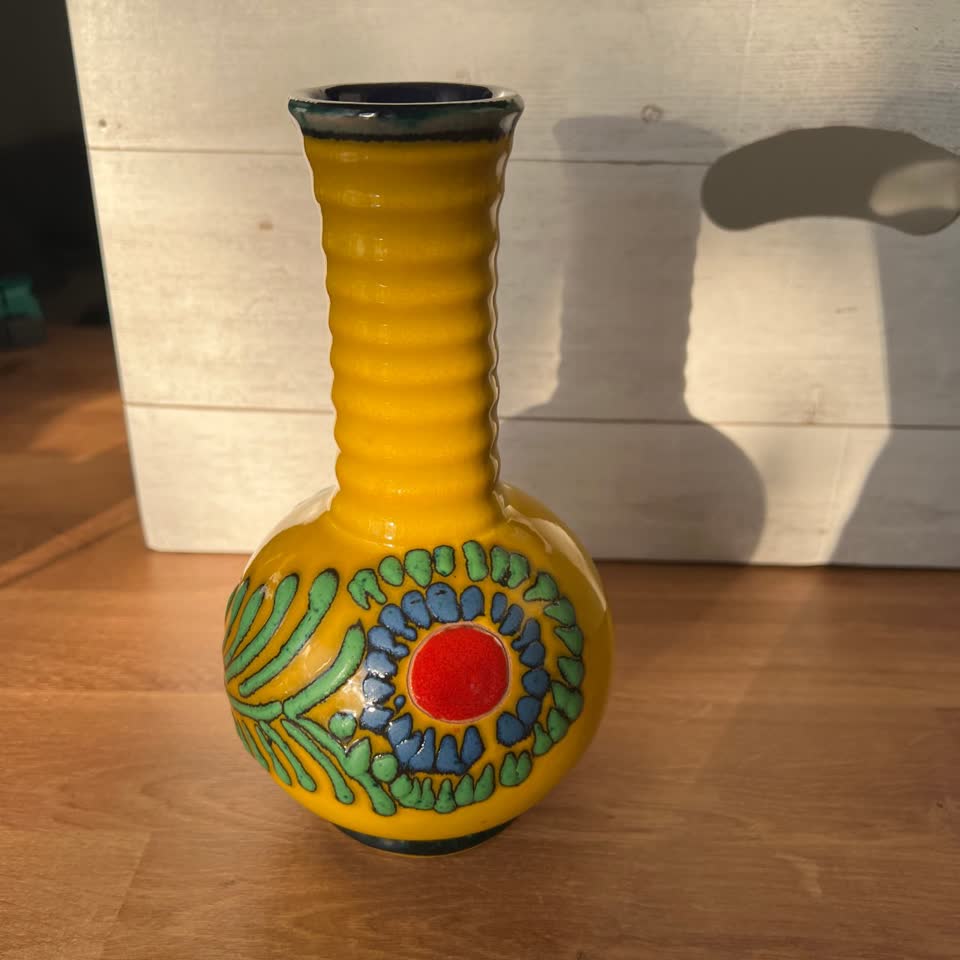 Vintage keramika, staklo i porcelan: vaze, činije, svećnjaci, tacne, rozete