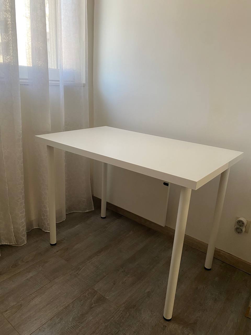 Radni sto 100x60 cm