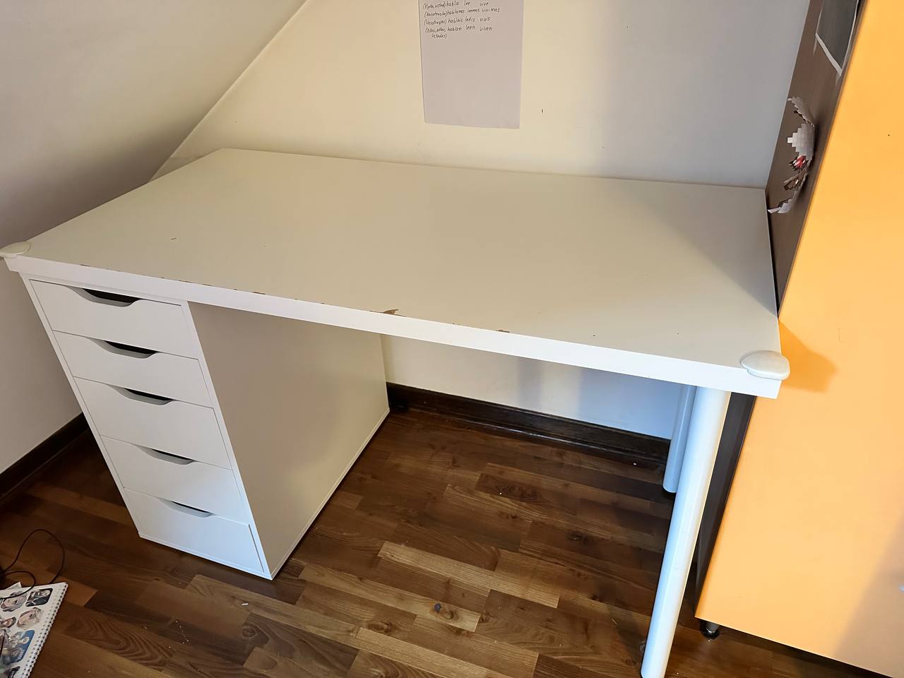 Стол и тумба IKEA