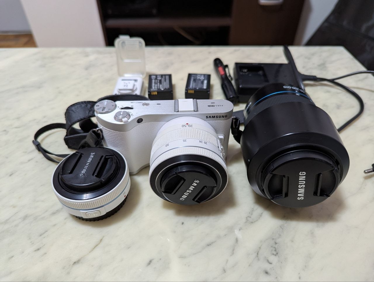 Samsung NX300 + 3 объектива (готовый сетап)