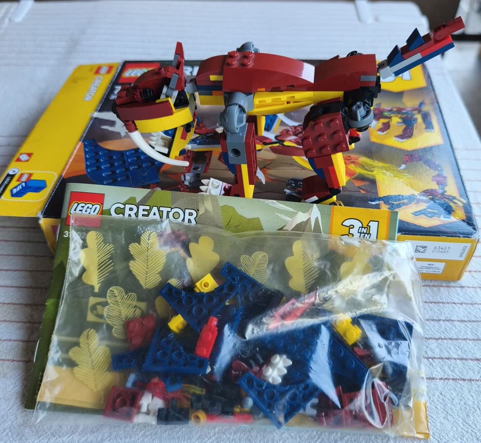 Продам Lego