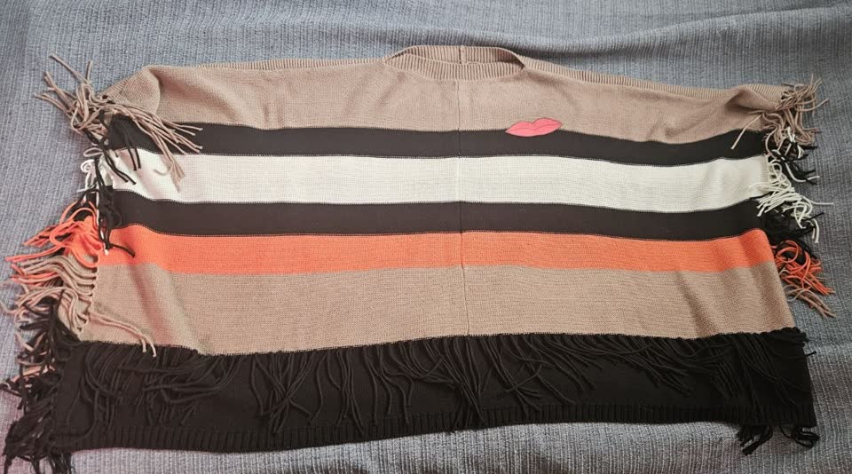 Пончо Gucci