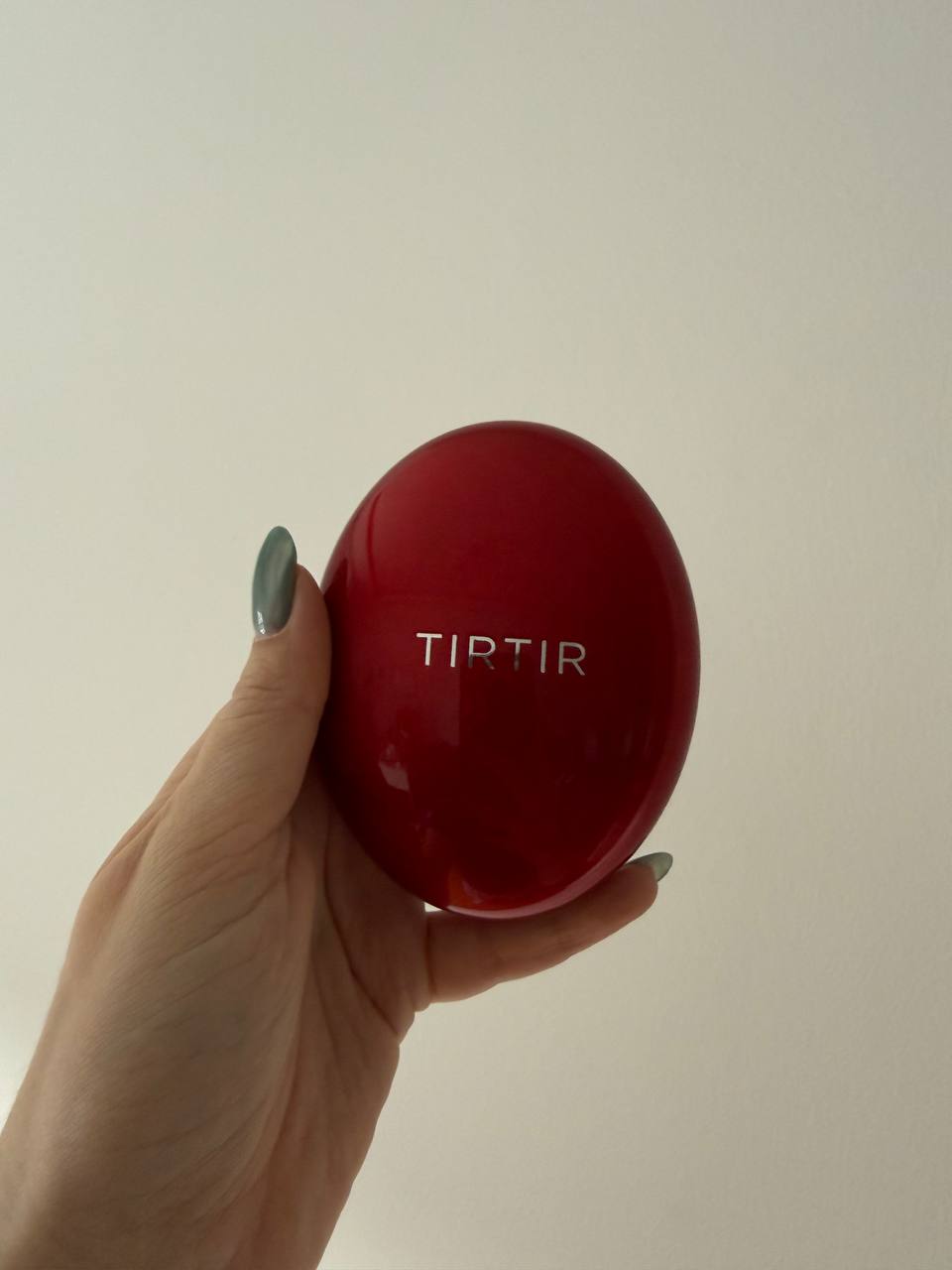 Ещё продам кушон TirTir в оттенке 21C cool ivory , если вдруг кто-то хотел попробовать. Сам