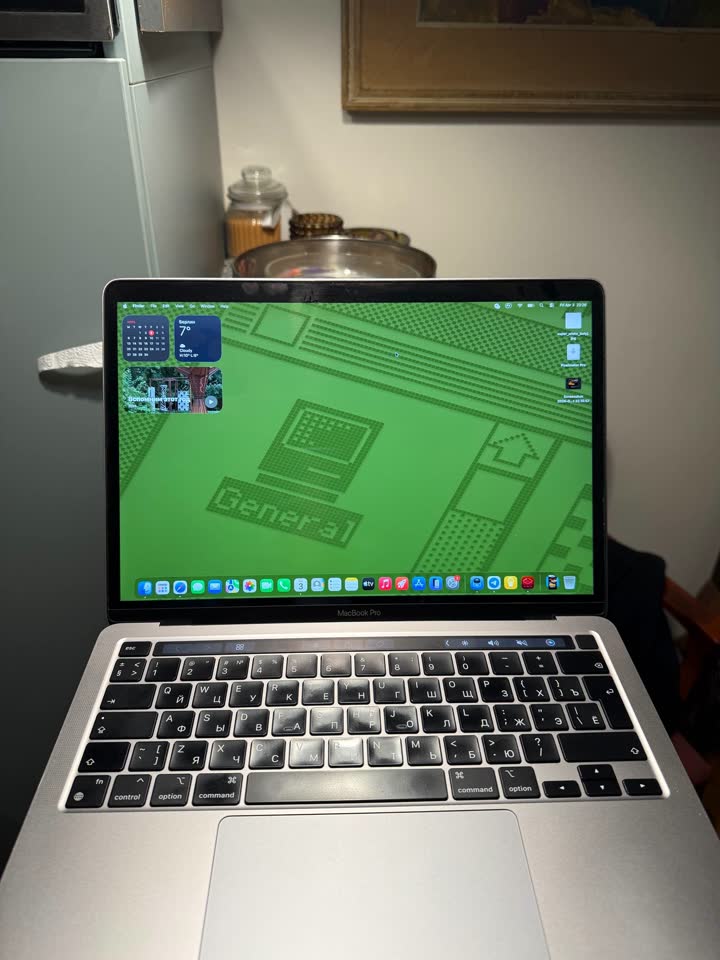 MacBook Pro 13 M1 8/256