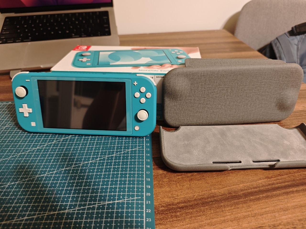 Nintendo Switch Lite Turquoise (prošita/čipovana)