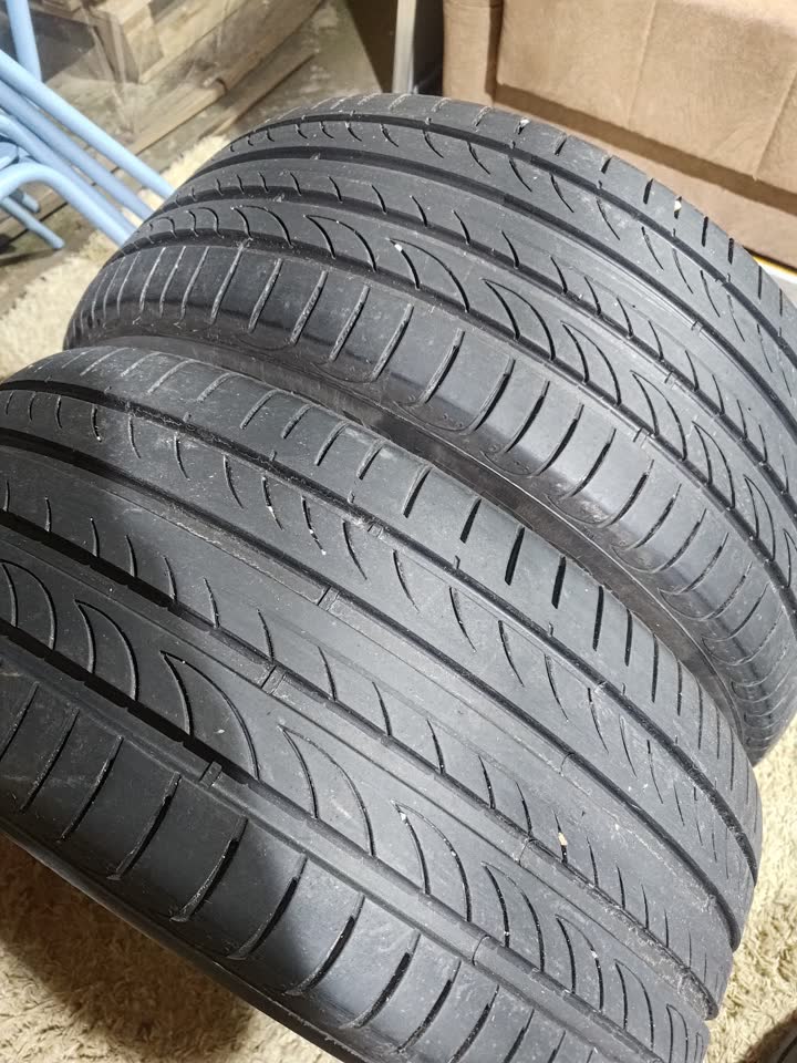 Par letnjih guma 225 50 R17 Pirelli Powergy
