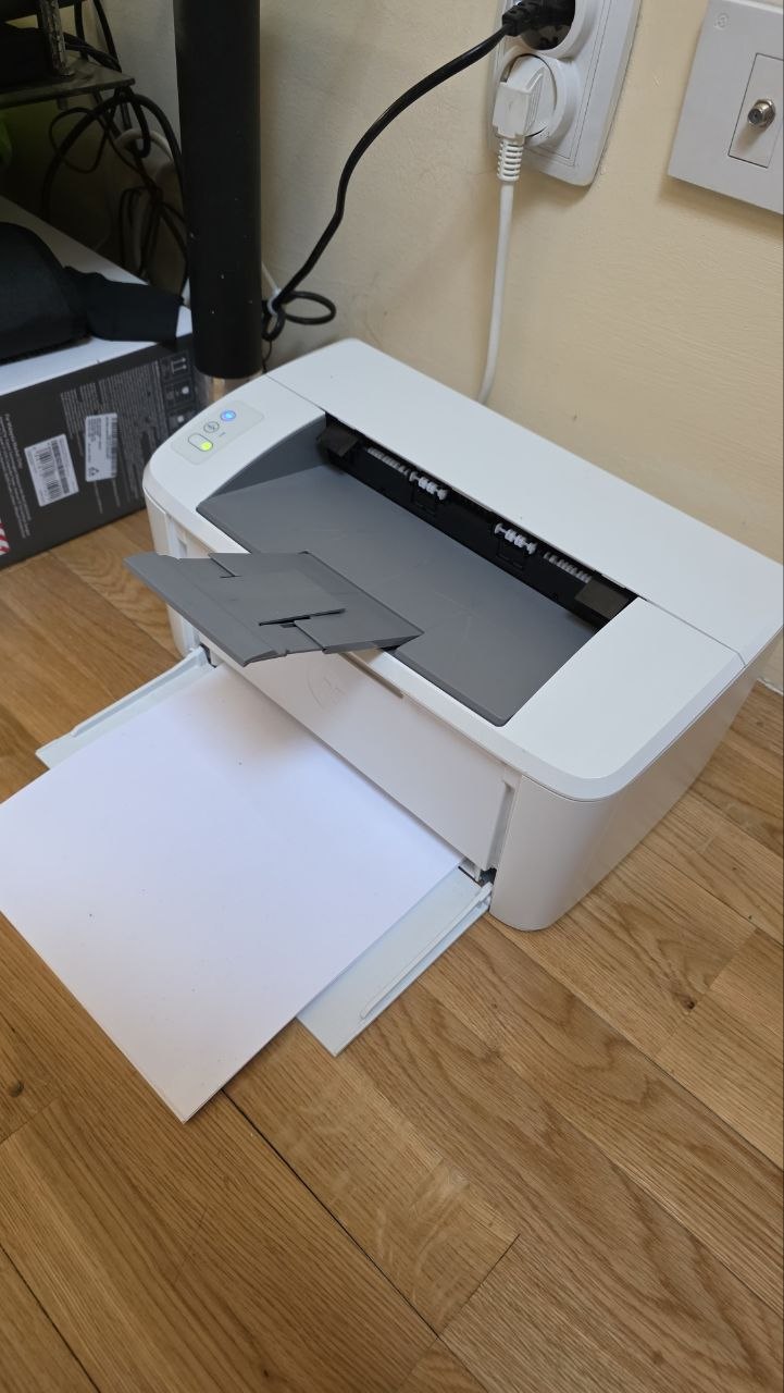 HP štampač crno-beli Wi‑Fi