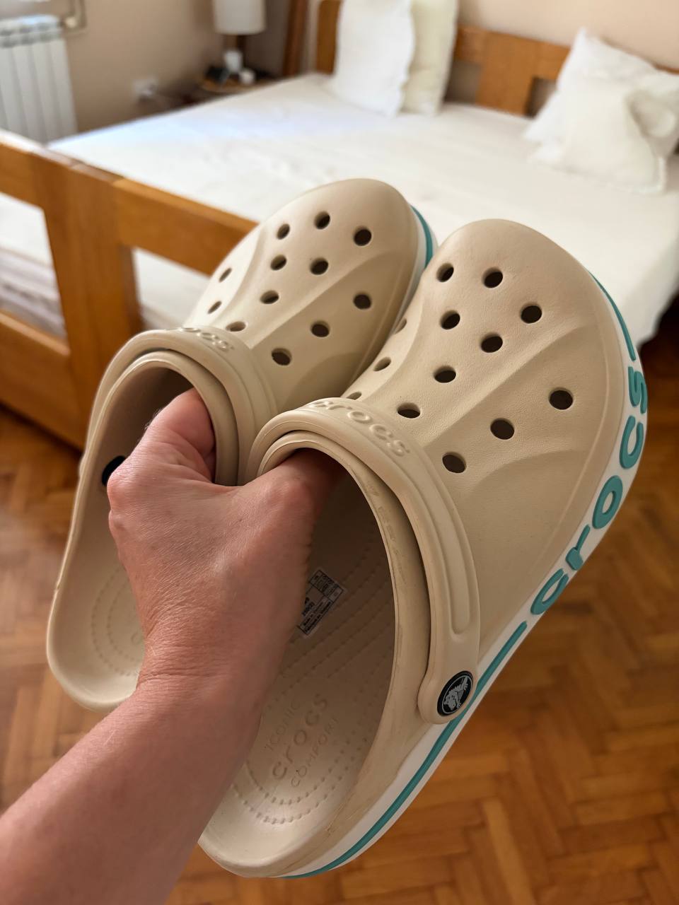 Prodajem originalne Crocs