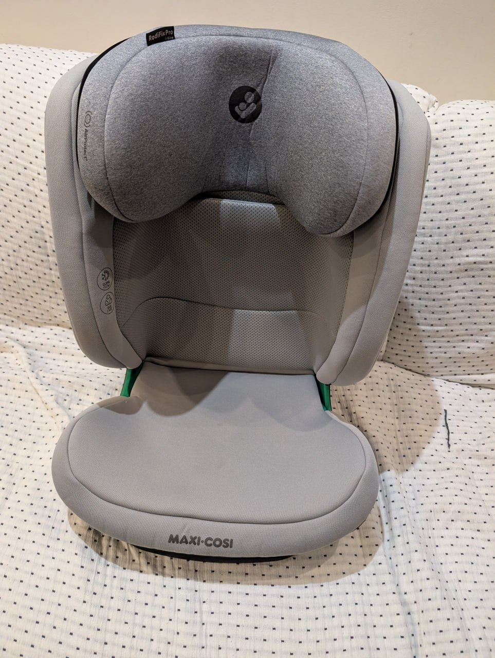 Детское кресло Maxi Cosi Rodifix Pro i-Size