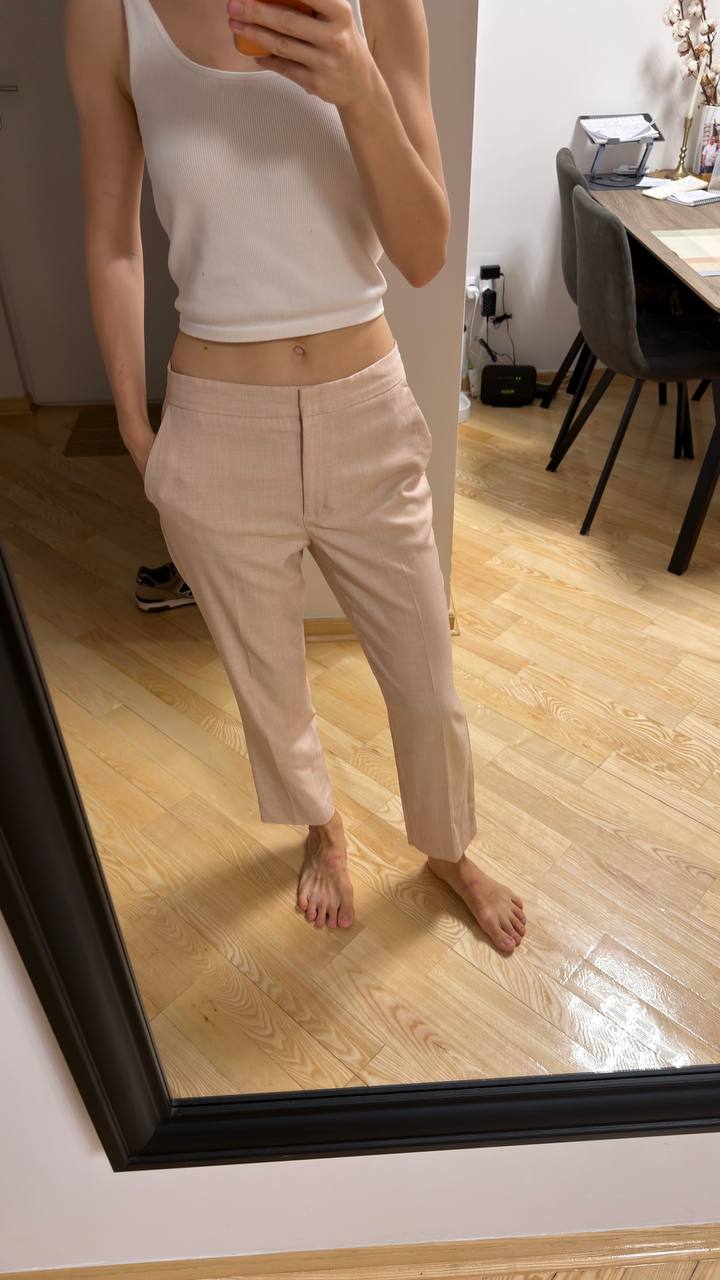 Продам розовые брюки Zara в деловом стиле (размер 38). В отличном состоянии