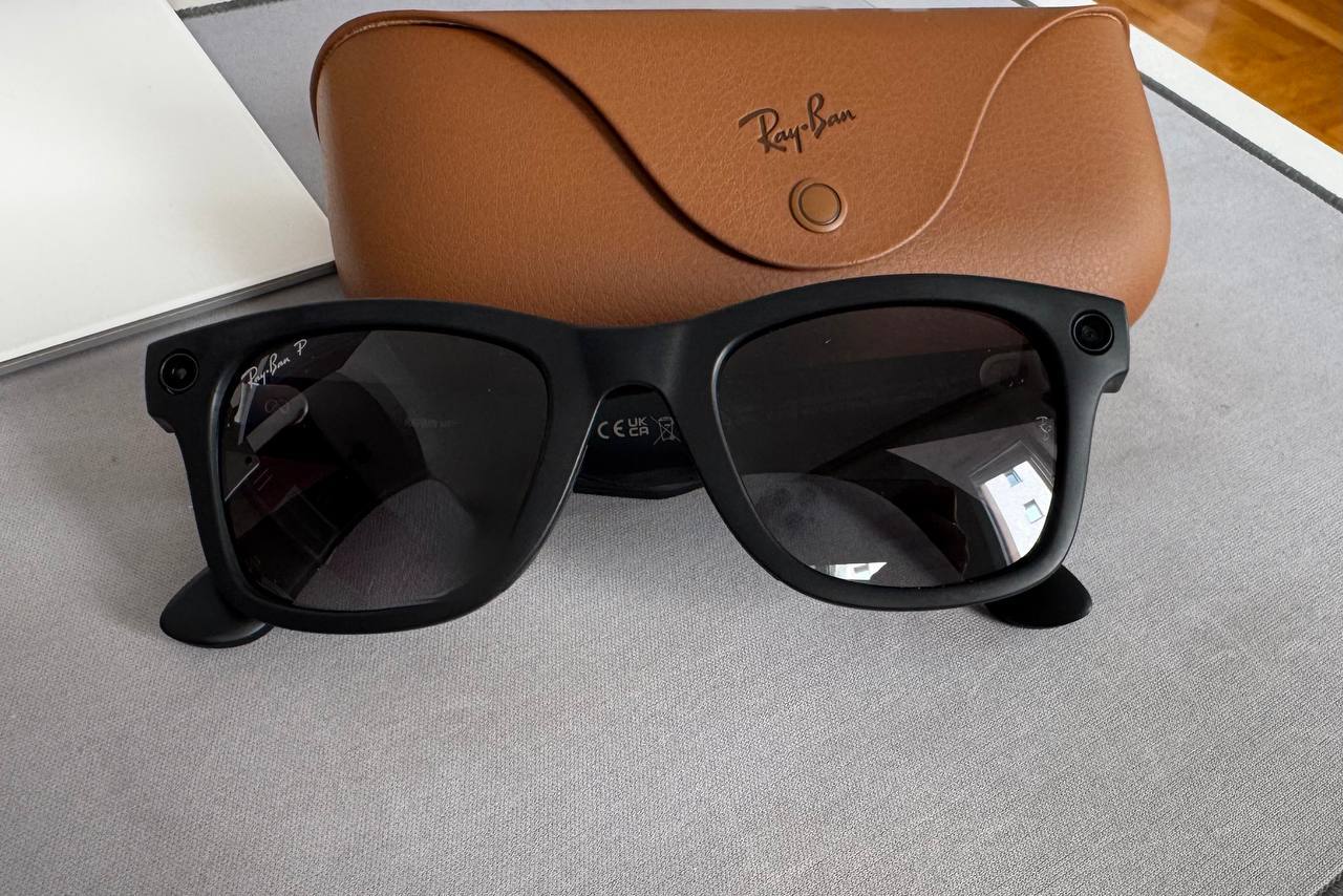 Ray-Ban Meta Wayfarer Matte Black