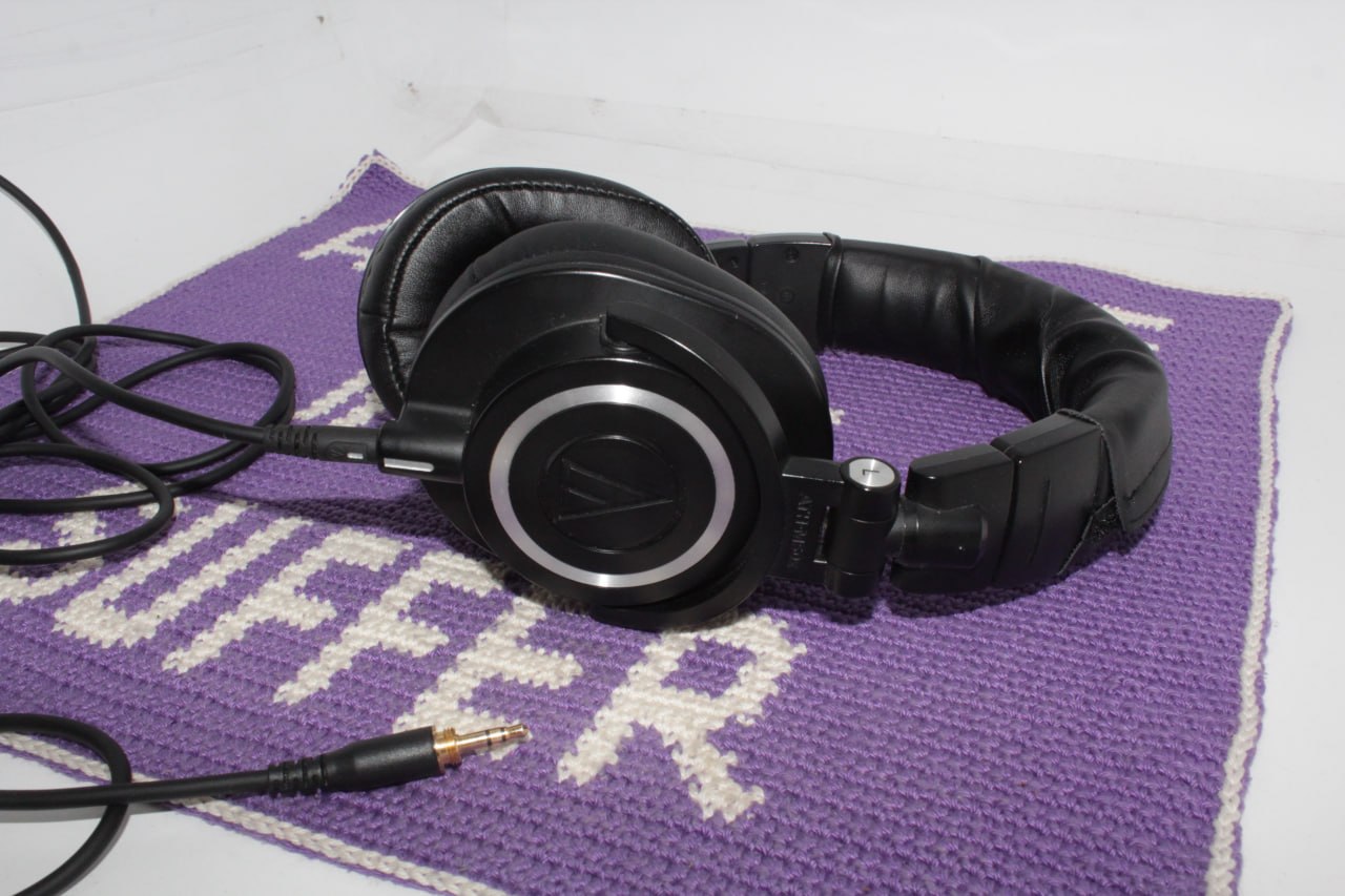 Prodajem studijske slušalice Audio-Technica ATH-M50x