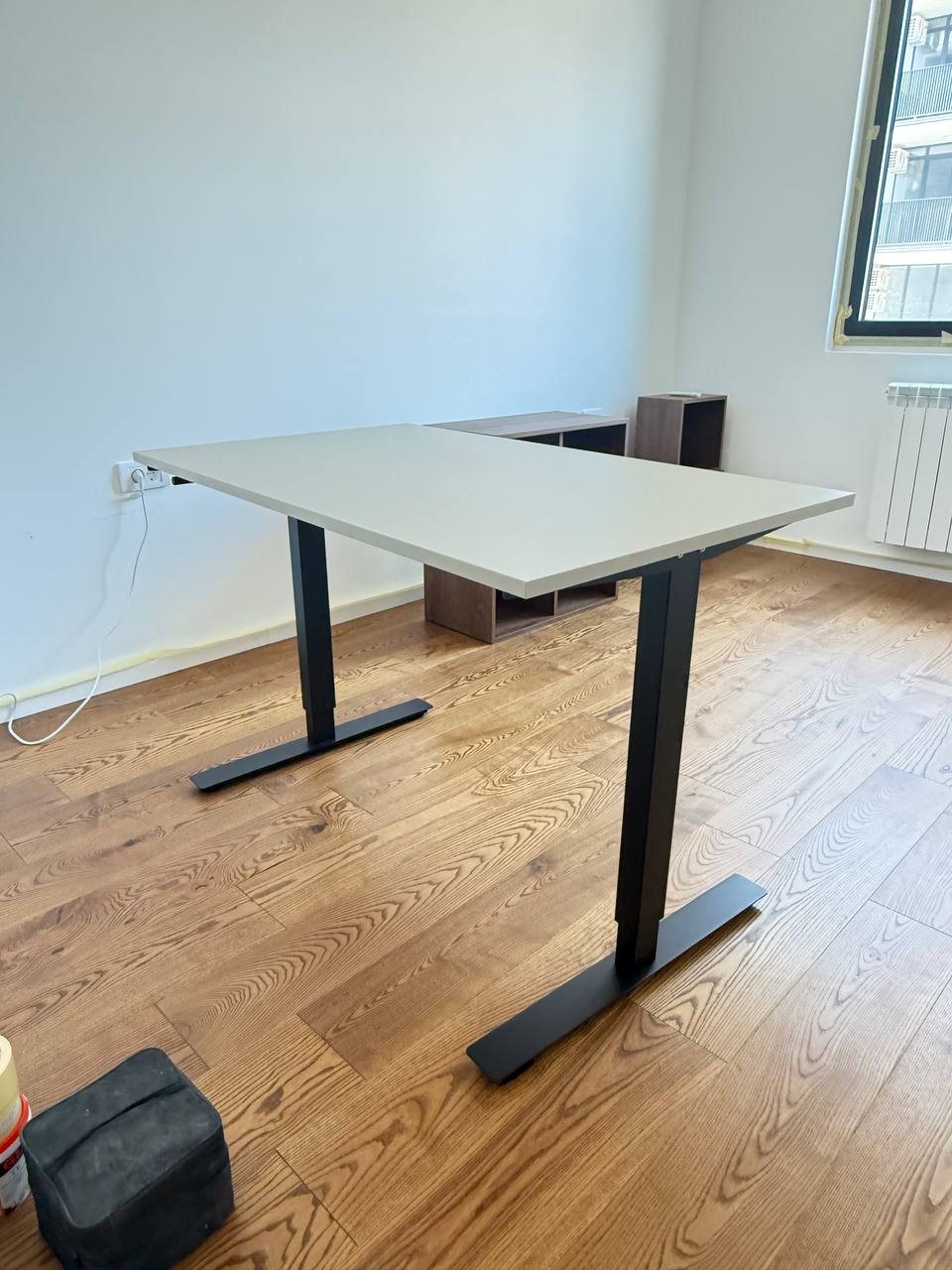 Radni sto IKEA sa podesivom visinom