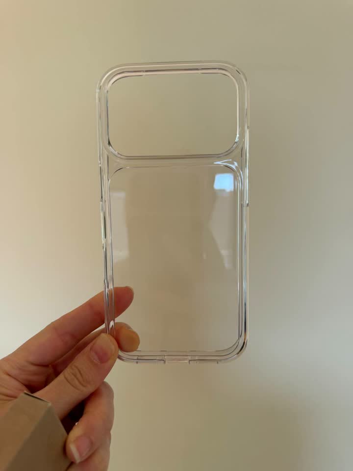 Новый чехол на iPhone 17 Pro