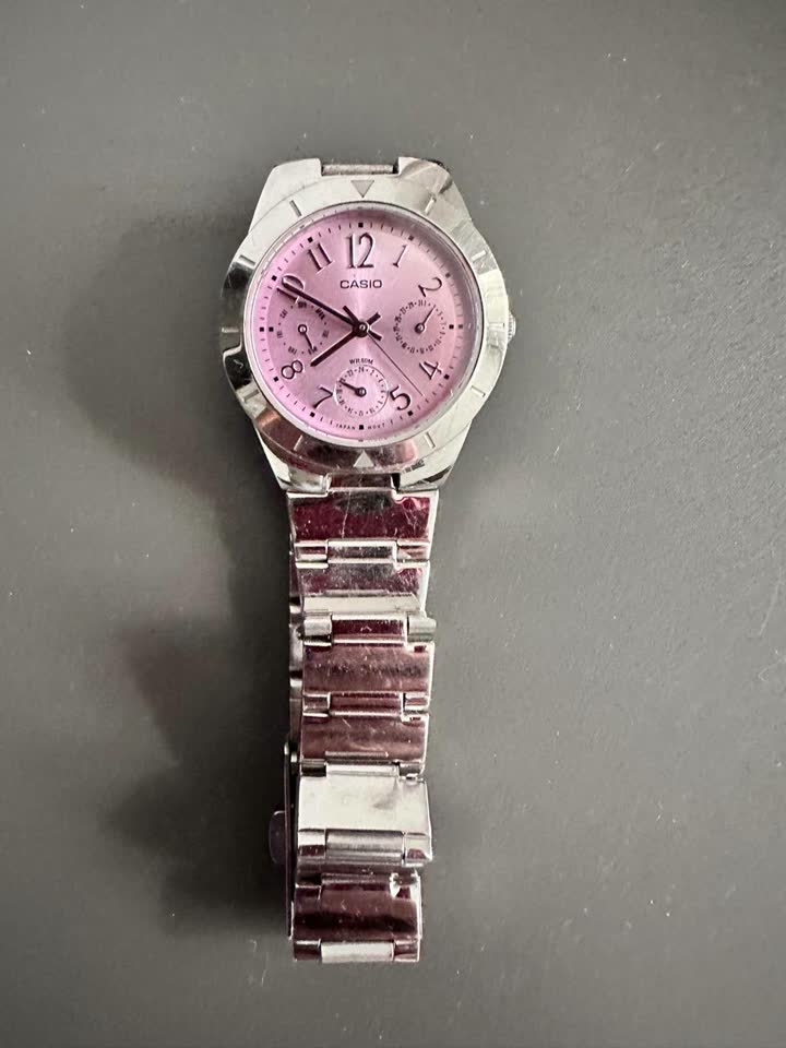 Продаются часы Casio