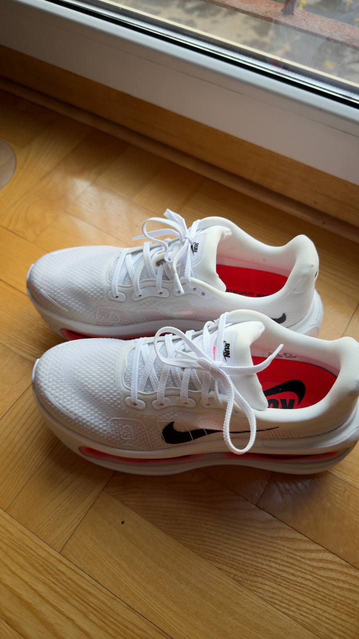 Prodajem patike Nike Vomero Premium, veličina EUR 42