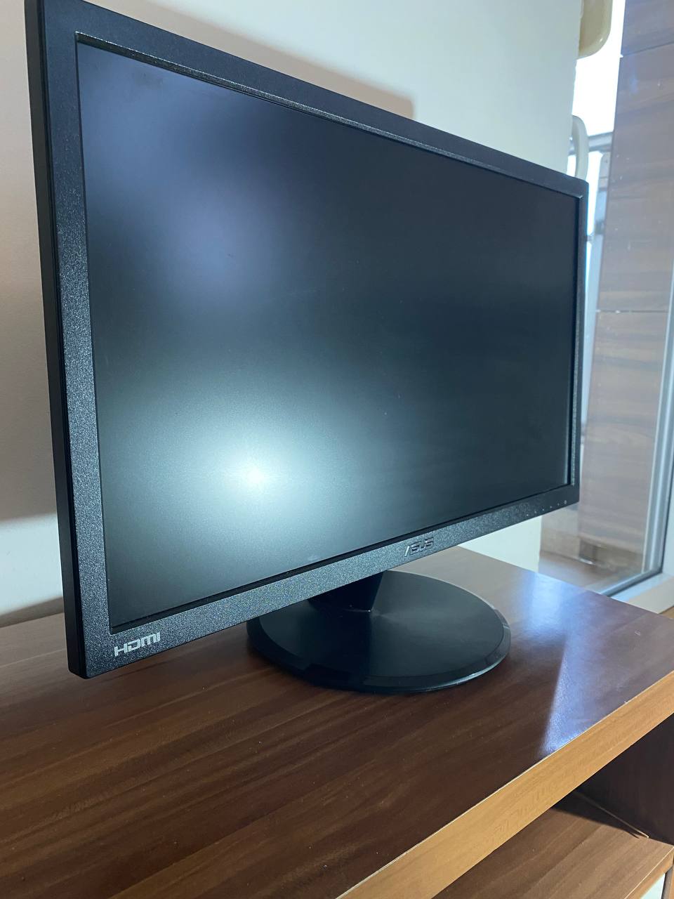 Продам монитор ASUS VP228HE