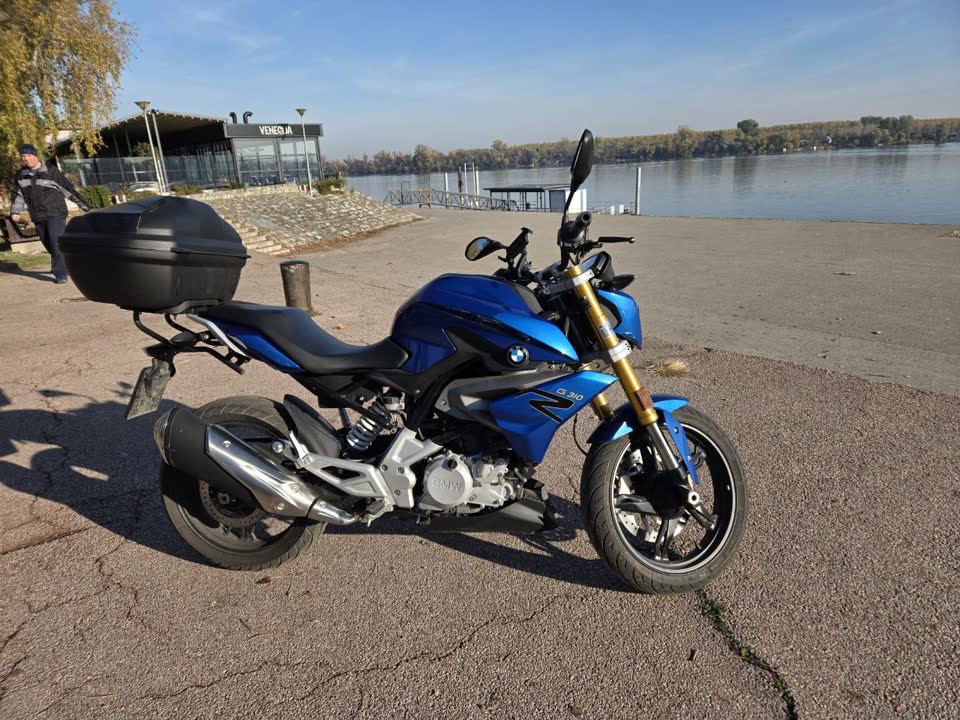 BMW G 310 R