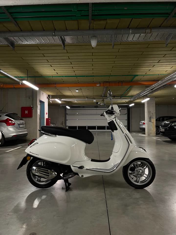 Vespa Primavera 50 4T