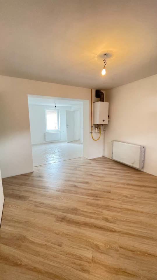 Prodajem kuću u Melencima, 170 m²