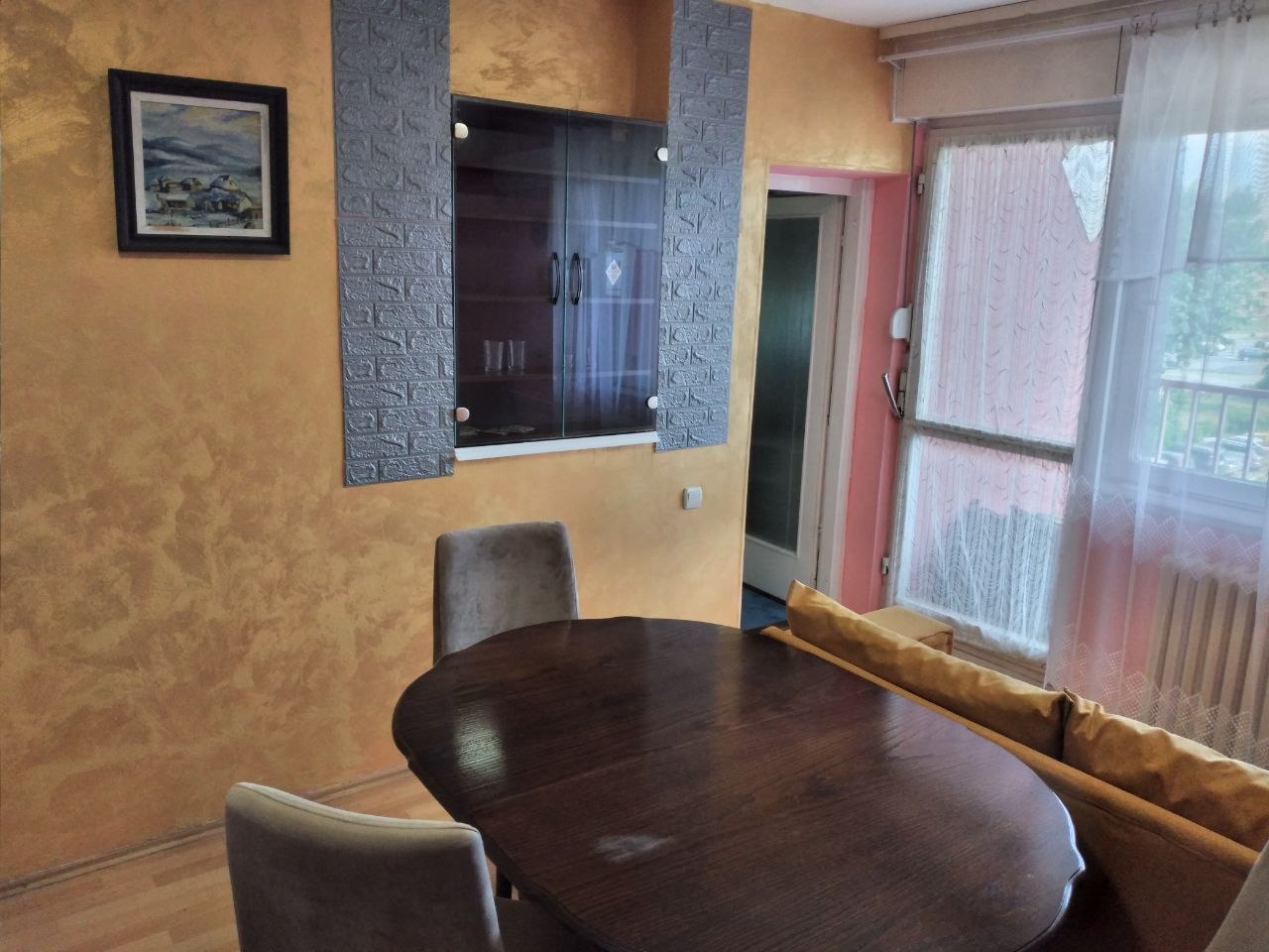 Сдам 2-комнатную квартиру, Нови-Сад, 63 м²