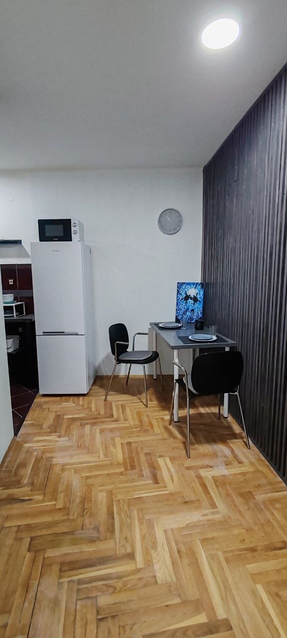 Сдаётся студия 55 м², Старая Карабурма, Белград