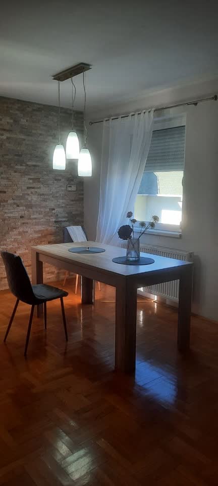 Prodaja dvosobnog stana u Mladenovcu, 120 m²