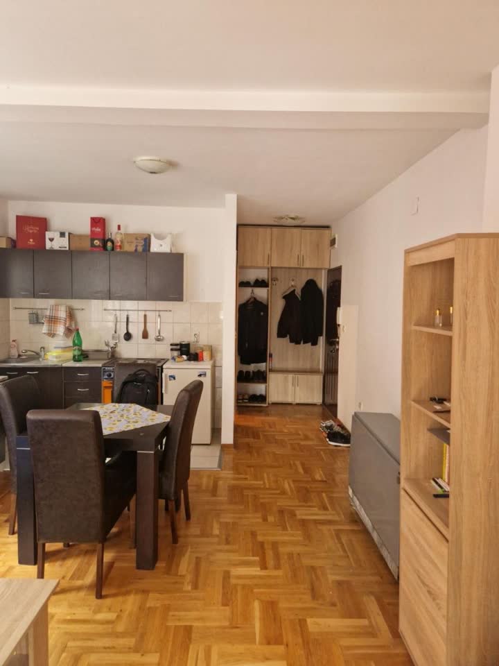 Izdajem stan u Beogradu, Palilula, Kotež, 35 m²