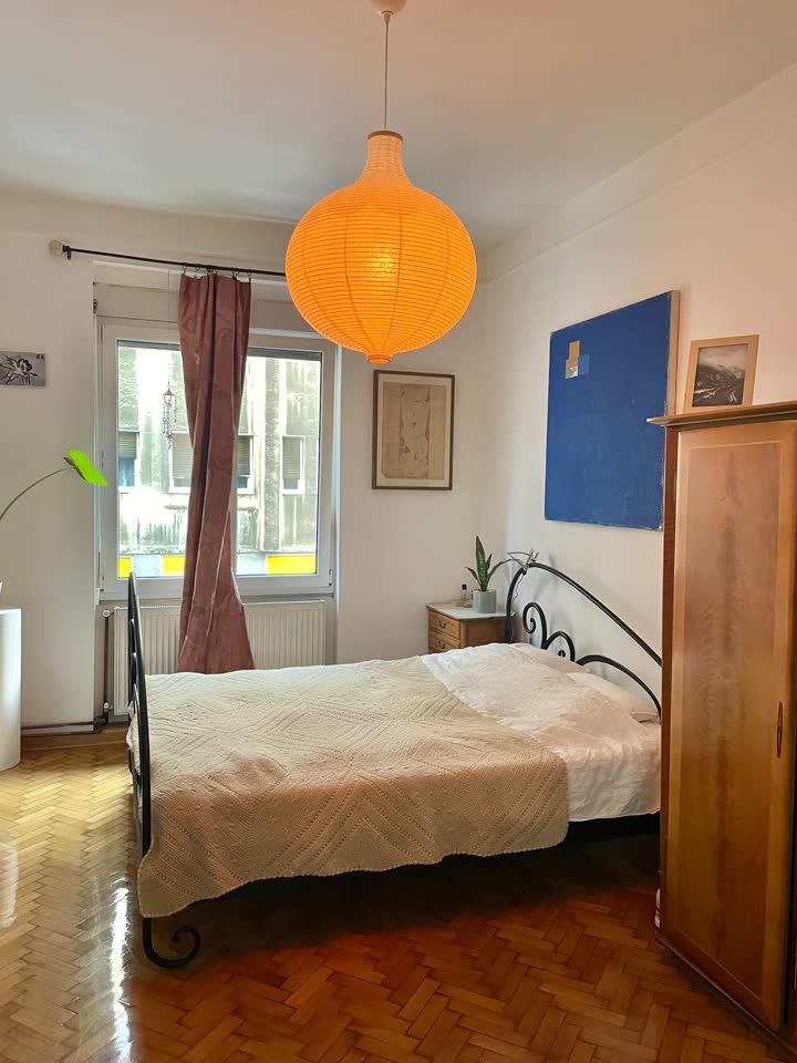Izdajem stan u Savskom Trgu, 80 m²