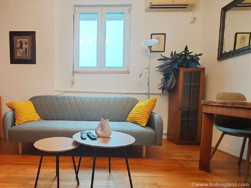 Сдаётся квартира в центре Белграда, 52 м²
