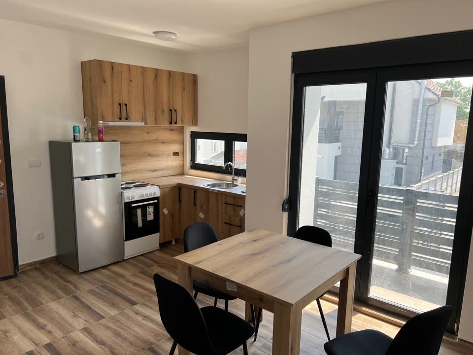 Izdajem stan 55 m², Petrovcic