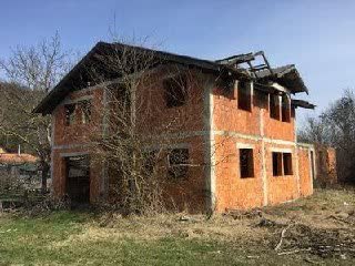 Prodaja kuće sa placem i poslovnim objektima, Donja Vrbava