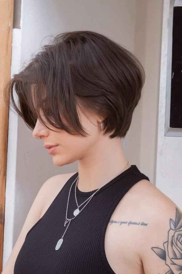 Ženska frizura za modele u Beogradu