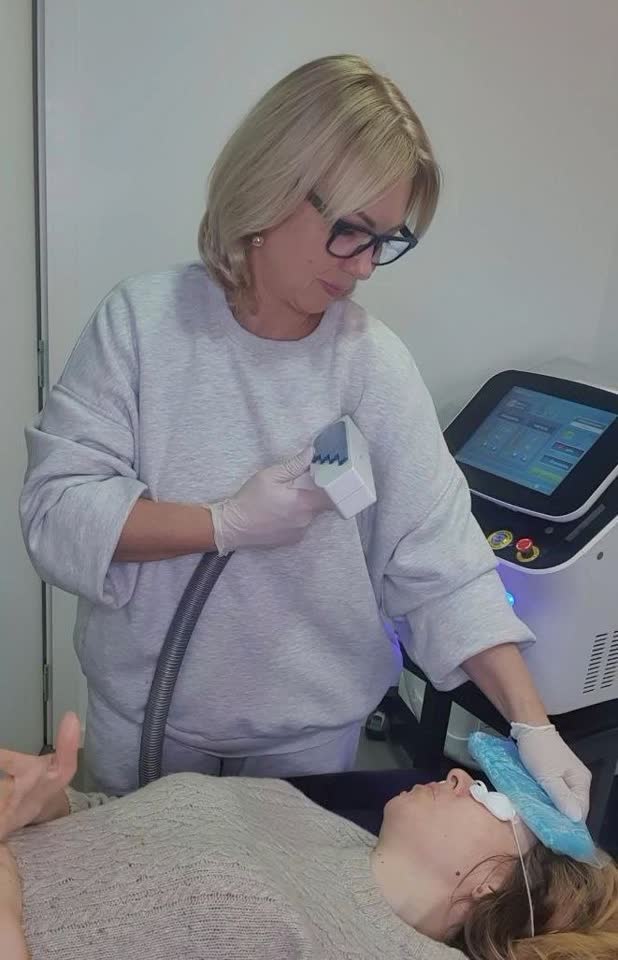 Lasersko uklanjanje tetovaža i trajne šminke